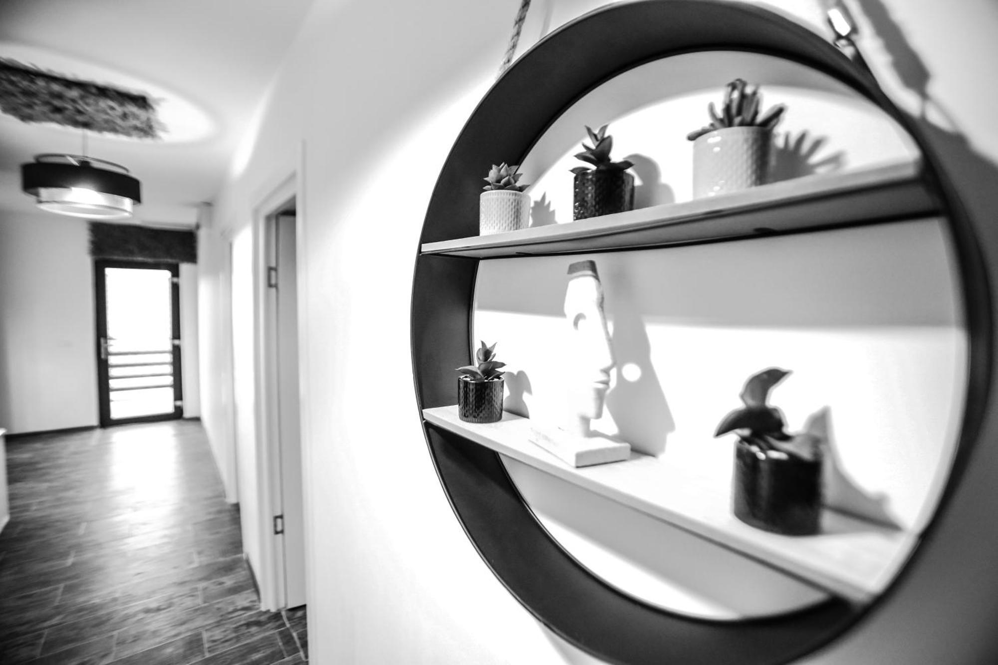 Hotel Casa Kevin à Năvodari Extérieur photo