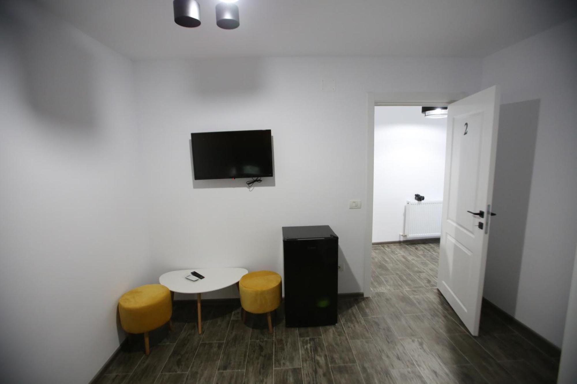 Hotel Casa Kevin à Năvodari Extérieur photo